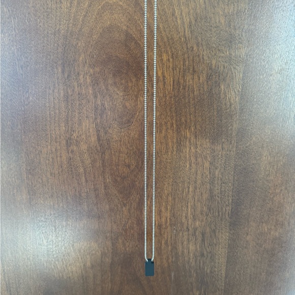 BURBERRY iconic London cologne bottle necklace - Picture 3 of 5